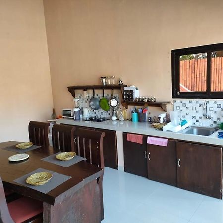 The Jade Garden - Your Home In Gili Air New House! Екстер'єр фото